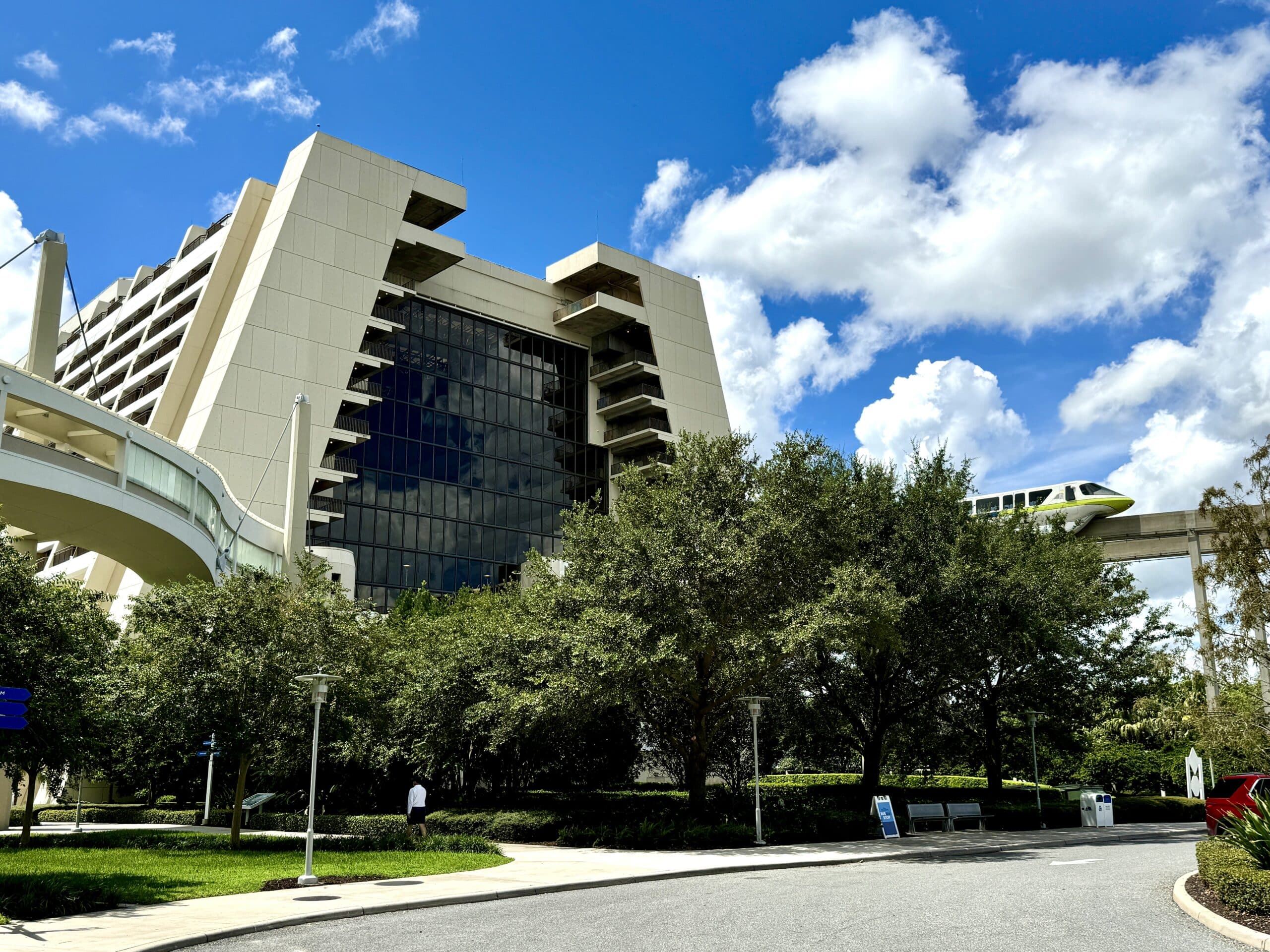 Are Disney Deluxe Resorts Worth it