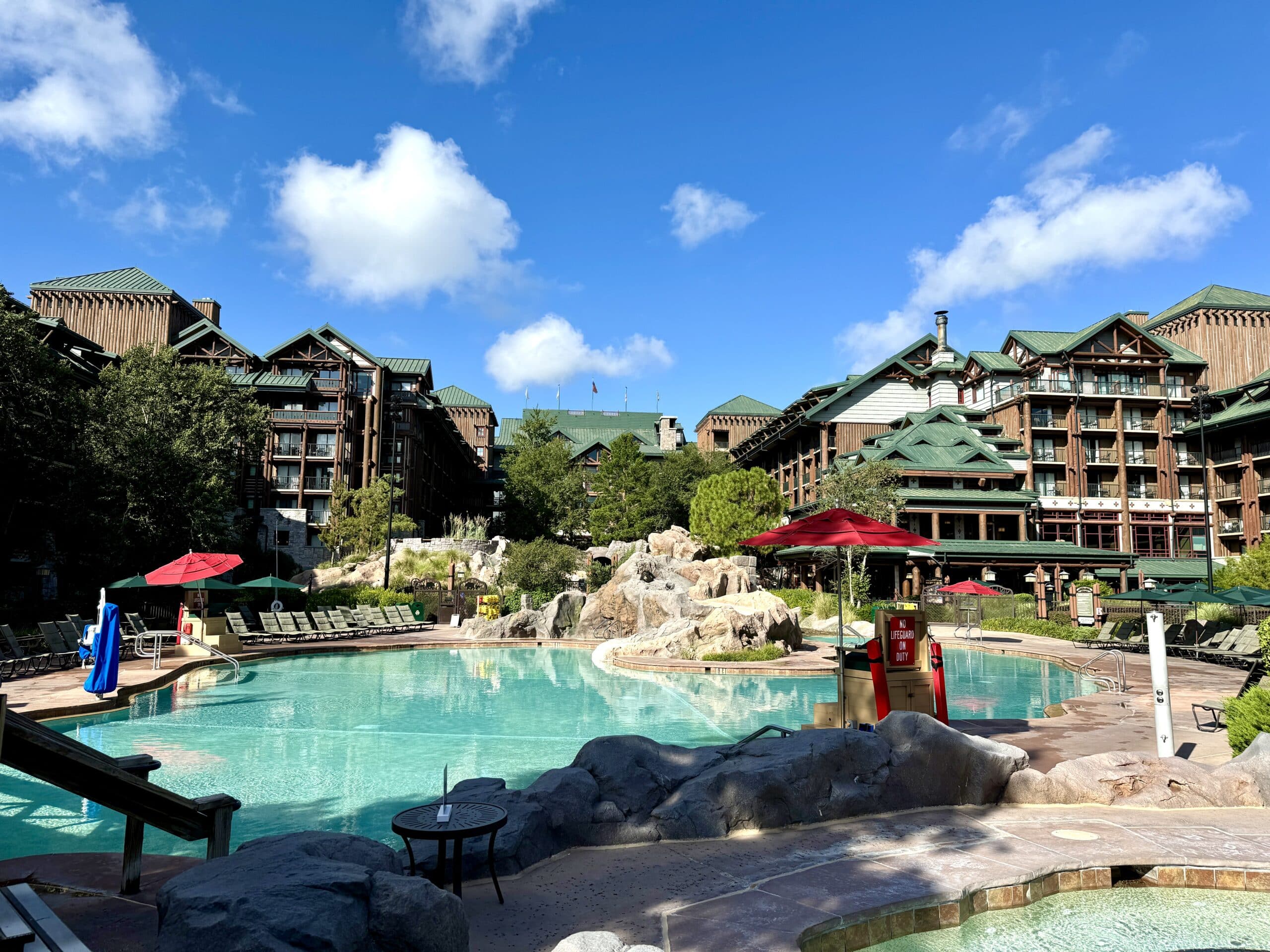 wilderness lodge vs. animal kingdom lodge