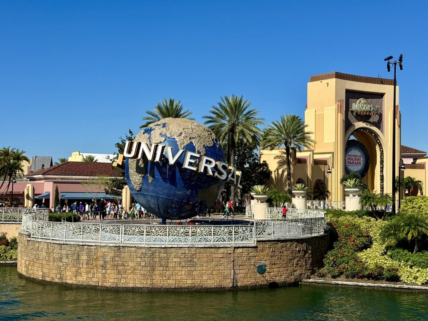 Best Restaurants Universal Orlando: A Complete Guide To Dining - Eat