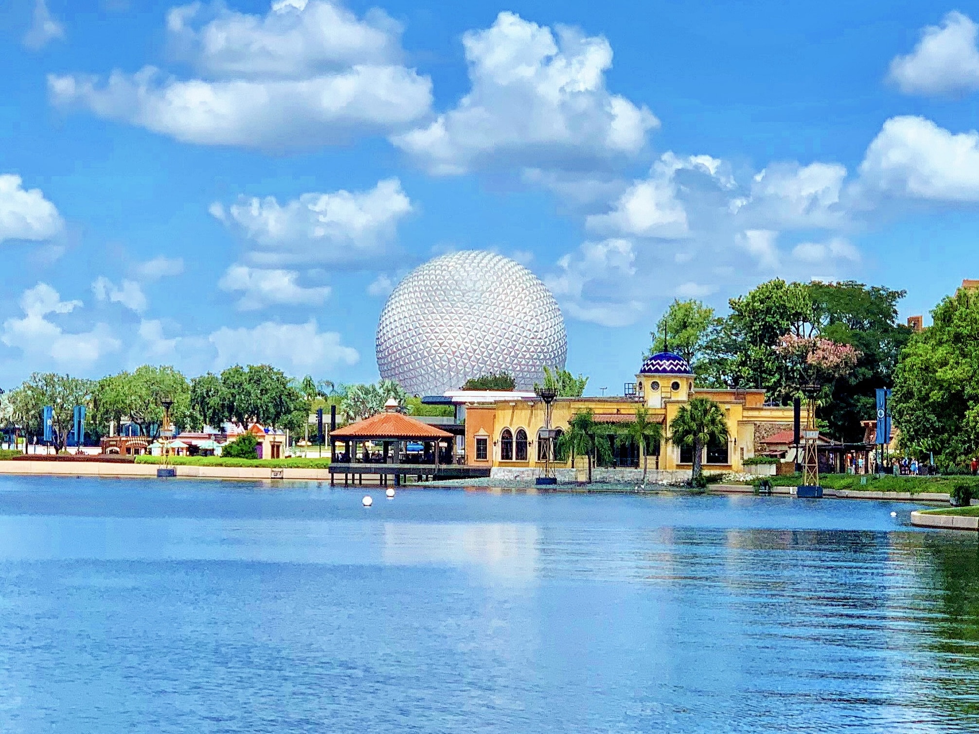 Disney World rope drop