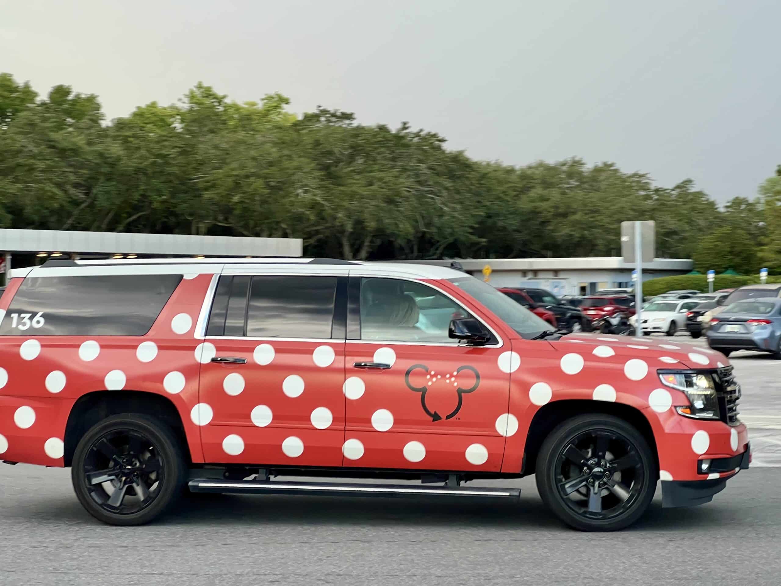 Disney Minnie Van vs Uber