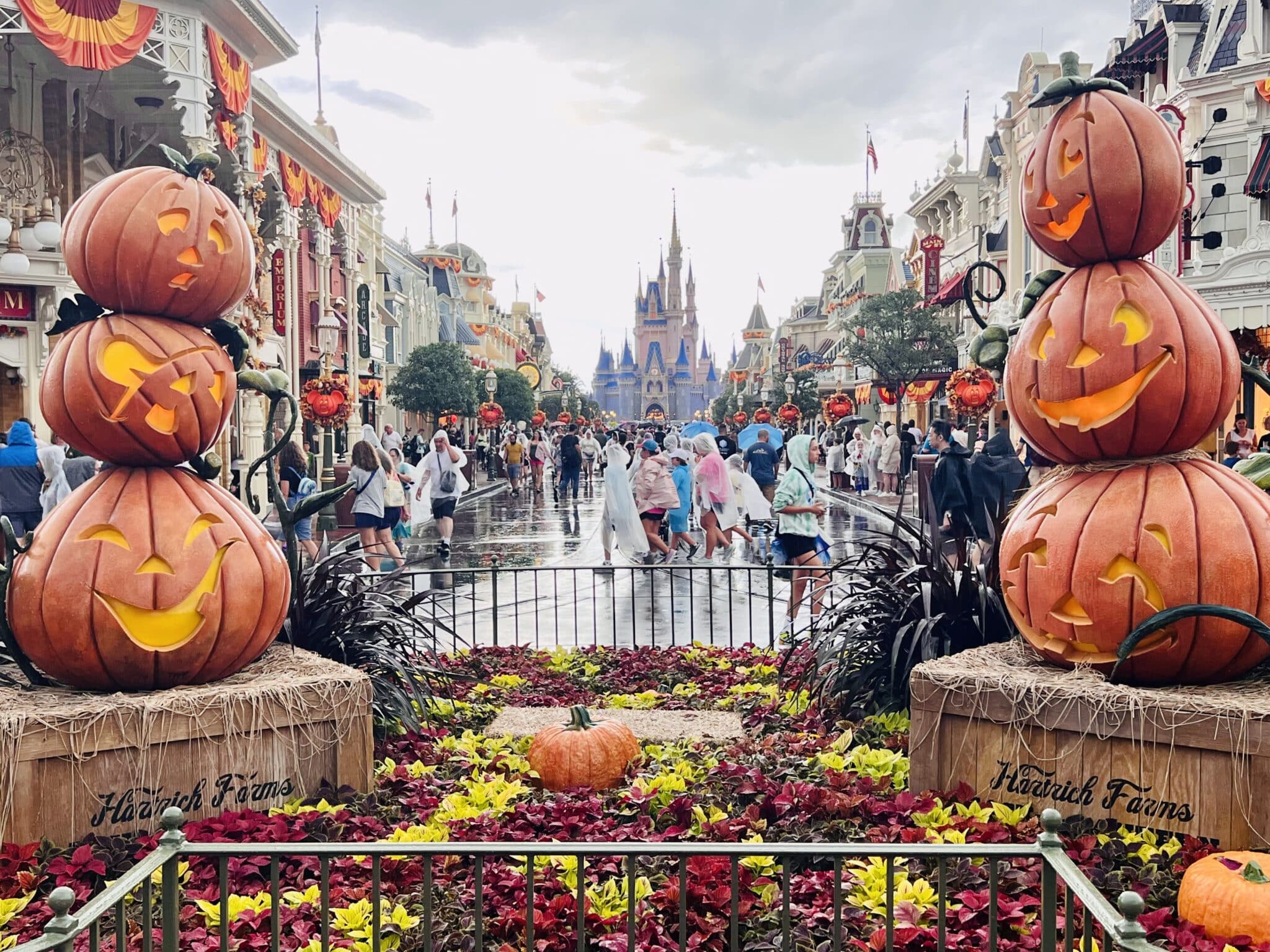 Ultimate Guide to Disney World Halloween 2026 - Eat Sleep Disney