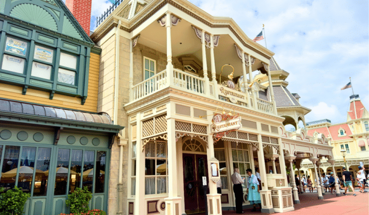 Is the Cheapest Table Service Restaurant in Magic Kingdom Any Good